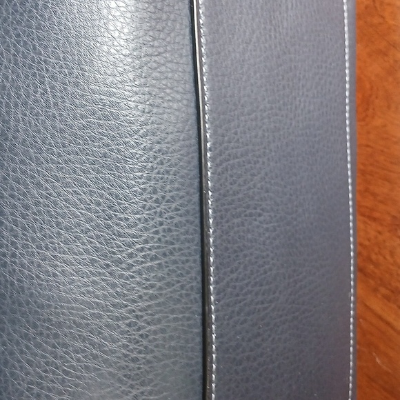 Coach Derby Dark Blue Leather Tote - Picture 10 of 16